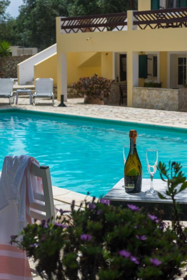 Villa Elaia Suites & Apartments No.2 Gáiosz Kültér fotó